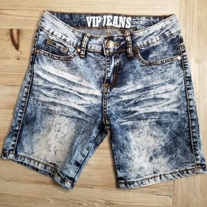 Acid washed shorts